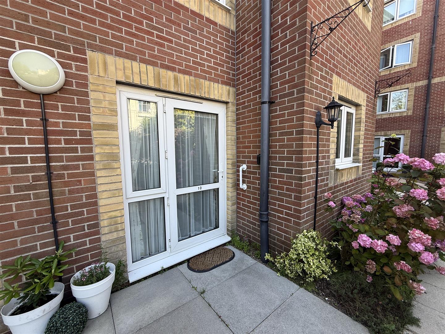 Gower Road, Sketty, Swansea, SA2 9FB